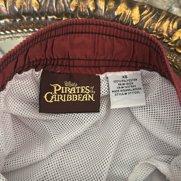 Disney Pirates of the Caribbean swim trunks sz xsmall burgundy New with tag - Picture 7 of 10